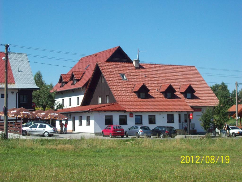 Hotel U Lip Trojanovice Френштат-под-Радгоштем Экстерьер фото